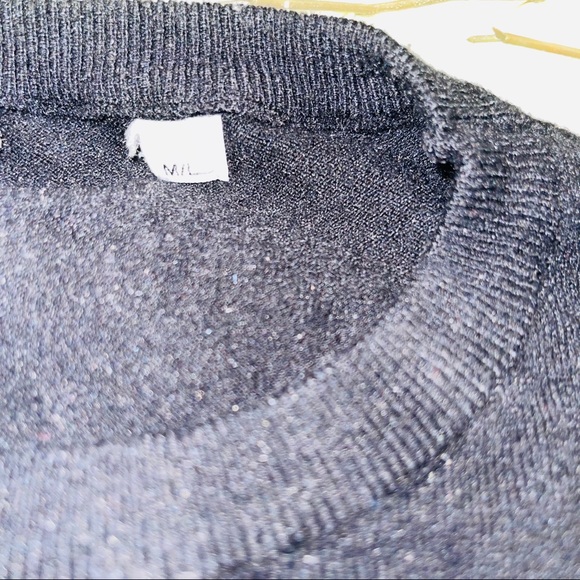 Ladies Sweater - Picture 6 of 8